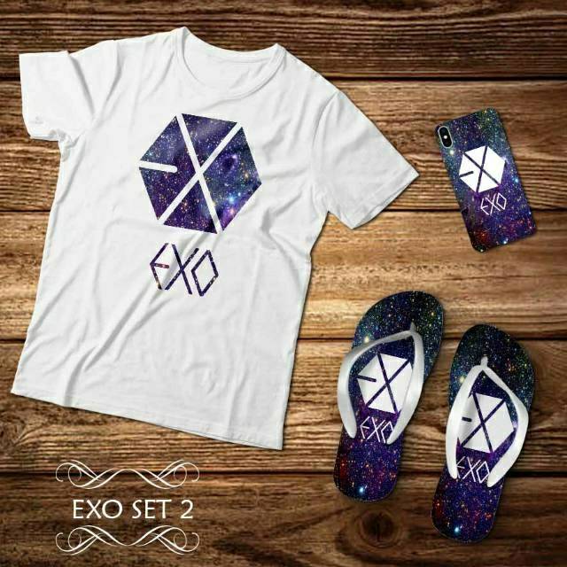 Kaos dan Sandal Exo Gift