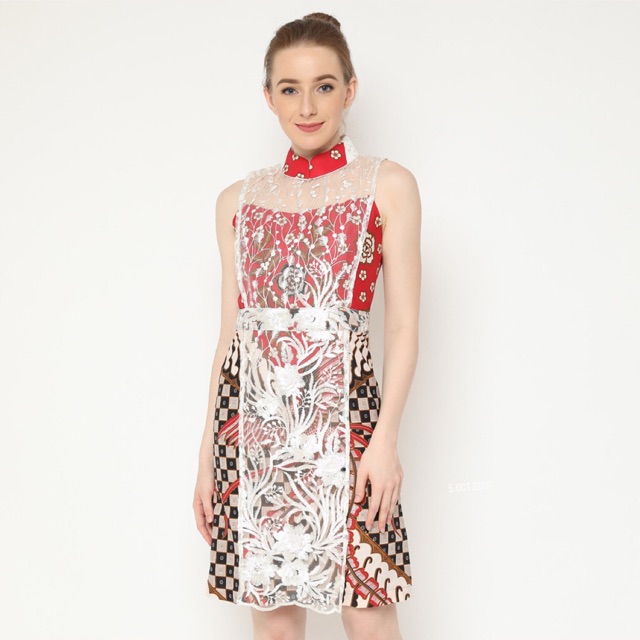 Bella dress- kombinasi batik dan brukat