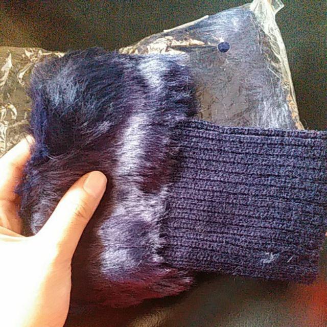 Penghangat Kaki Bulu Leg Warmer