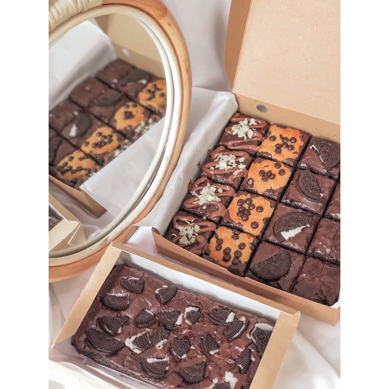 

Brownies Mix (2 classic & 2 special)