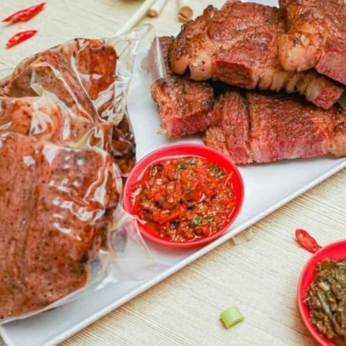 

Sei Sapi Lamalera Daging Asap Khas Kupang Frozen [Vacuum]