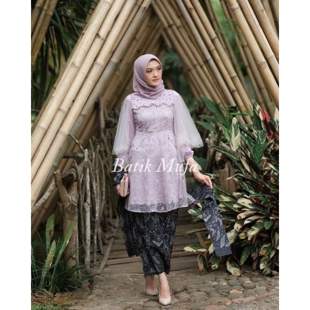 Batik couple kebaya LUNA Tunik Lilac KEBAYA MODERN Kebaya untuk acara lamaran wisuda