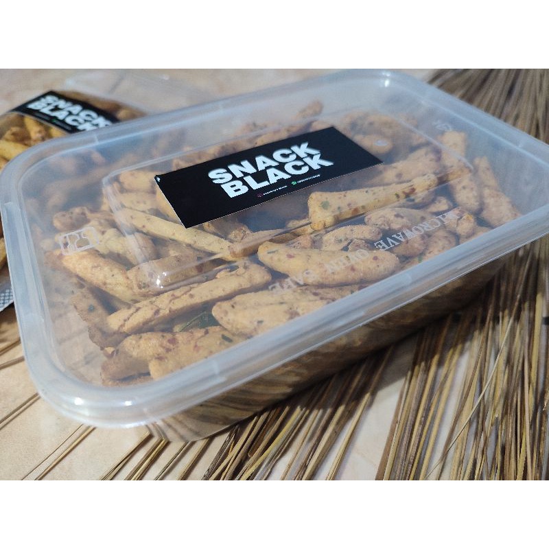 

Basreng pedas daun jeruk (250gr)
