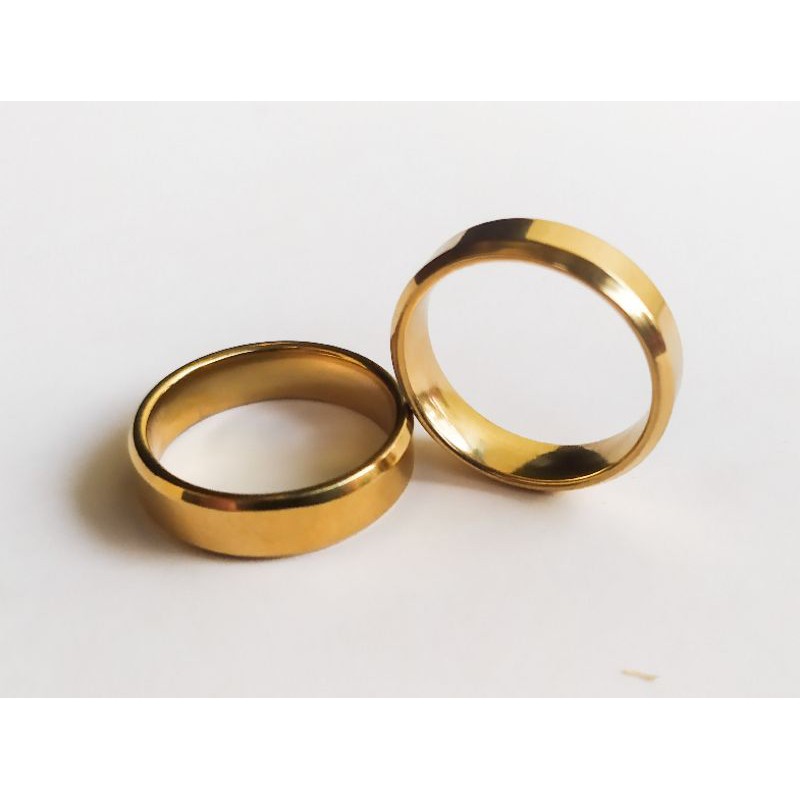Cincin TITANIUM hitam grade A/cincin couple/cincin wanita-pria/cincin terlaris/promo cincin couple-Gold