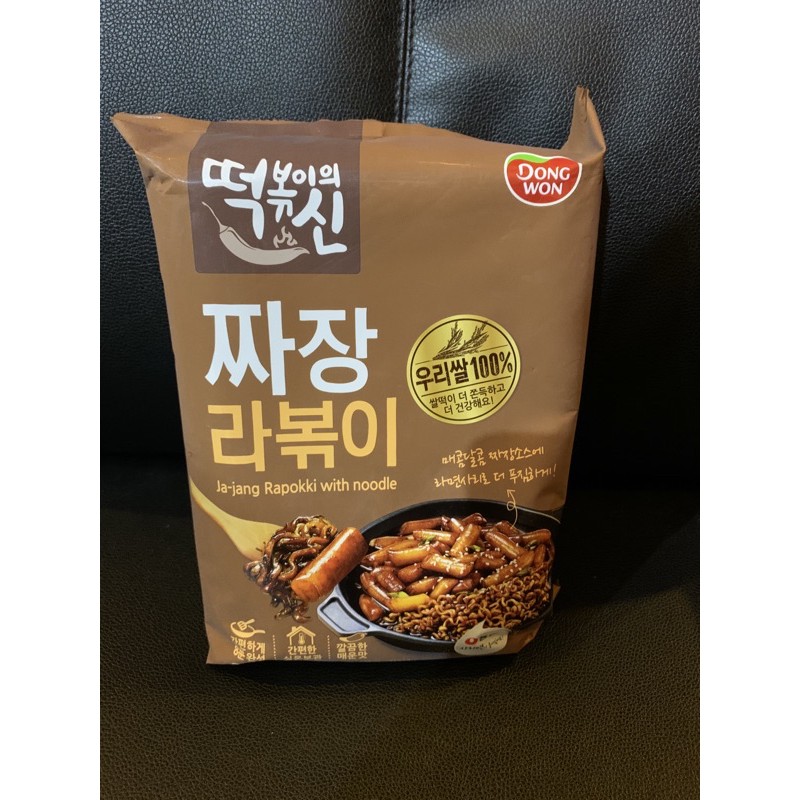 

Dongwon rapokki jjajang korea - topokki ramen rasa jjajang asli korea non halal utk 2 porsi