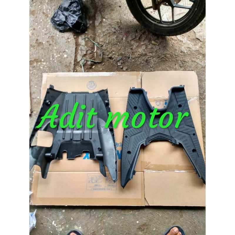 Dek Lantai Injakan Kaki Atas Bawah Honda Vario CBS Techno 110 Lama Old