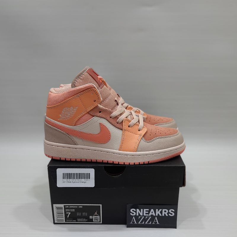 Nike Air Jordan 1 Mid Apricot Orange