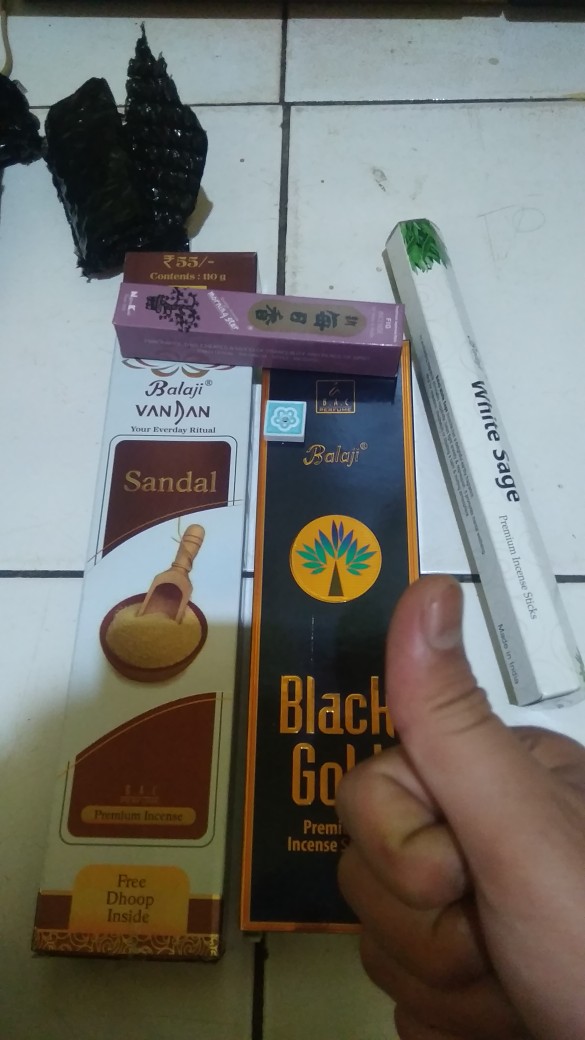 Dupa/ Hio Wangi Harum Balaji Black Gold Premium Stick Incense 100 Gram/ Box