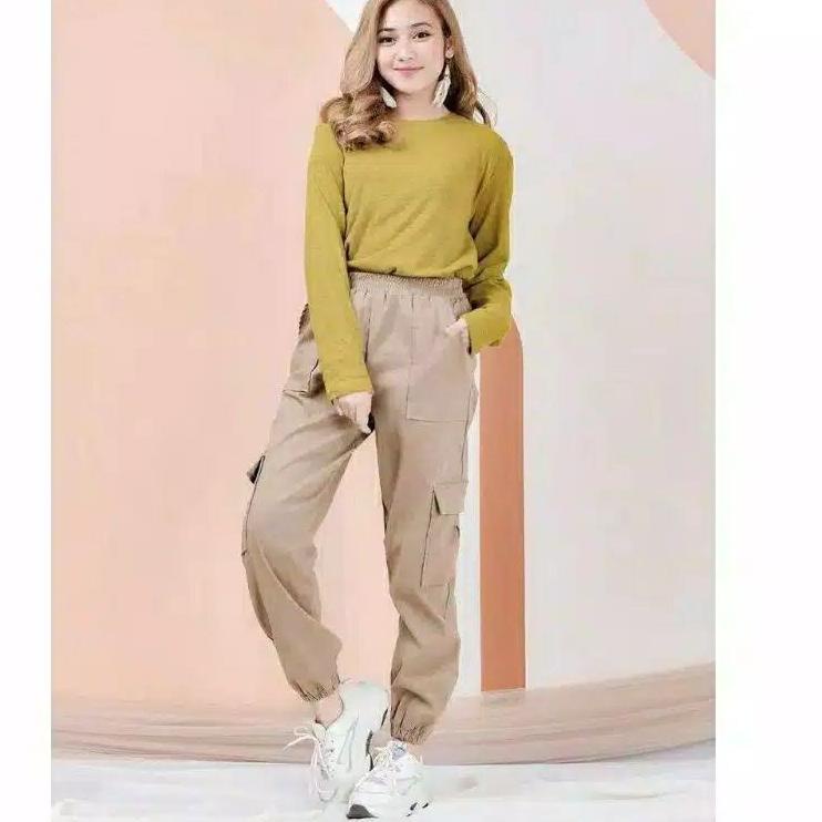 Terbagus.. JAKET JEANS CROP OVERSIZE/ JAKET JEANS CROP JUMBO/JAKET JEANS JUMBO WANITA/JAKET CROP RAW