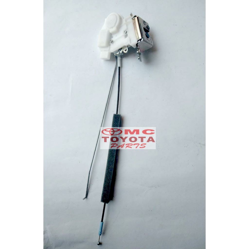 Kunci Pintu Bagasi / Lock Assy Back Door New Avanza Xenia 69350-BZ121
