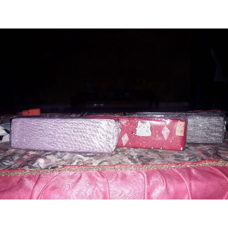 

kotak pensil
