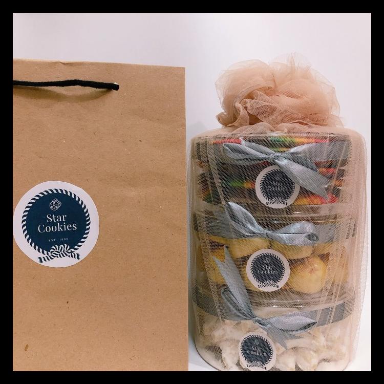 

HAMPERS LEBARAN / IDUL FITRI BY STAR COOKIES - 3 TOPLES TERMURAH