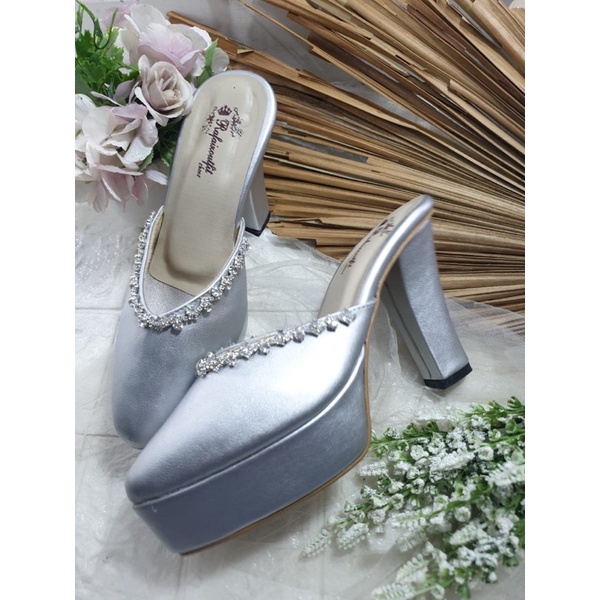 Sepatu brisia silver tinggi 10cm tahu