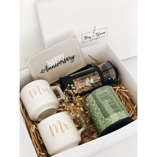 

[PRE ORDER] Gift box Coffee Set Couple/Kado wedding/mug couple