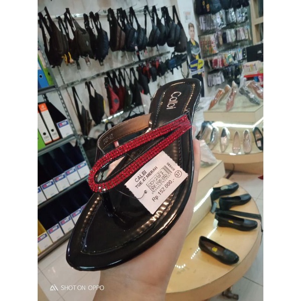 Sandal cewek calbi tqe 03 dan kae.2451/ Sandal wanita koleksi terbaru original calbi.-Tqe.47 merah
