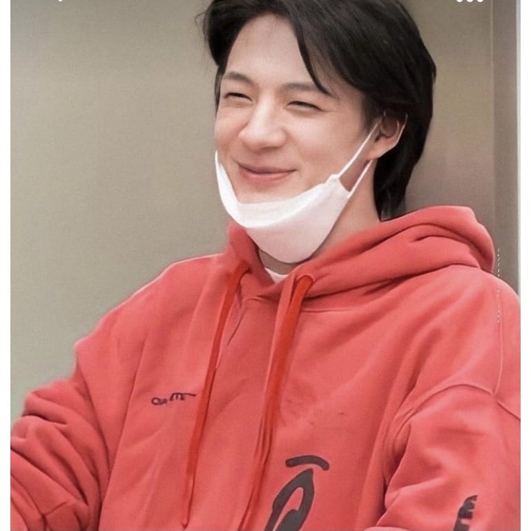 [READY] Hoodie Kpop NCT JENO OFF WHITE