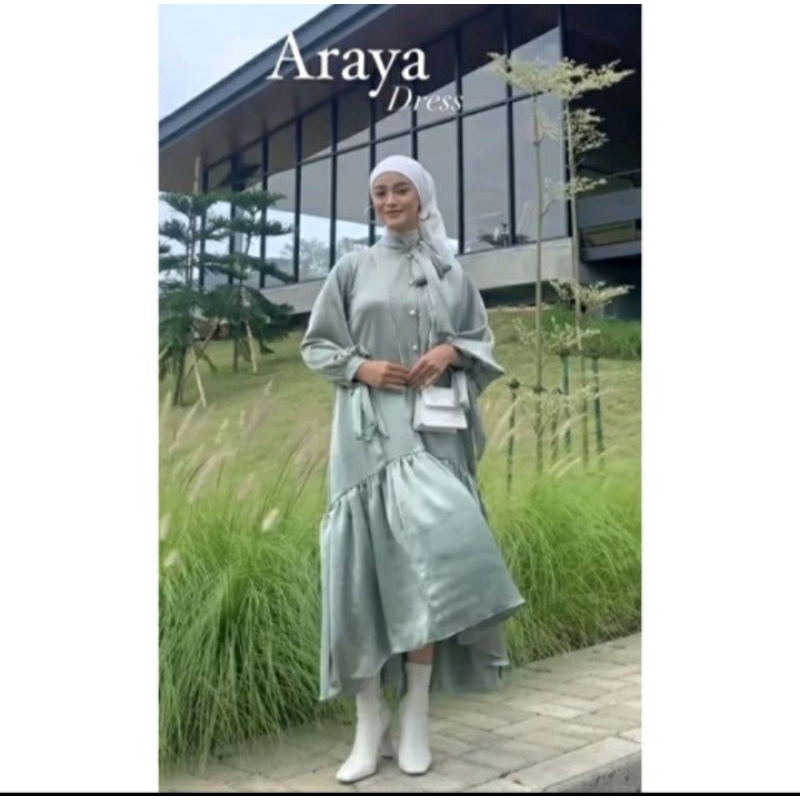 preloved ARAYA DRESS BY INTALICIOUSPROJECT DI JAMIN 100% ORI