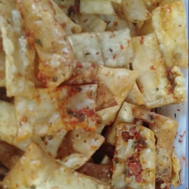 

PANGSIT BUMBU PEDAS WANGI DAUN JERUK 100GRAM