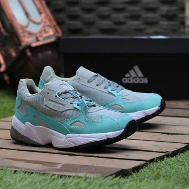 PASTI MURAH BAYAR DITEMPAT sepatu sneakers olahraga wanita cewe sneakers adidas balanciaga original