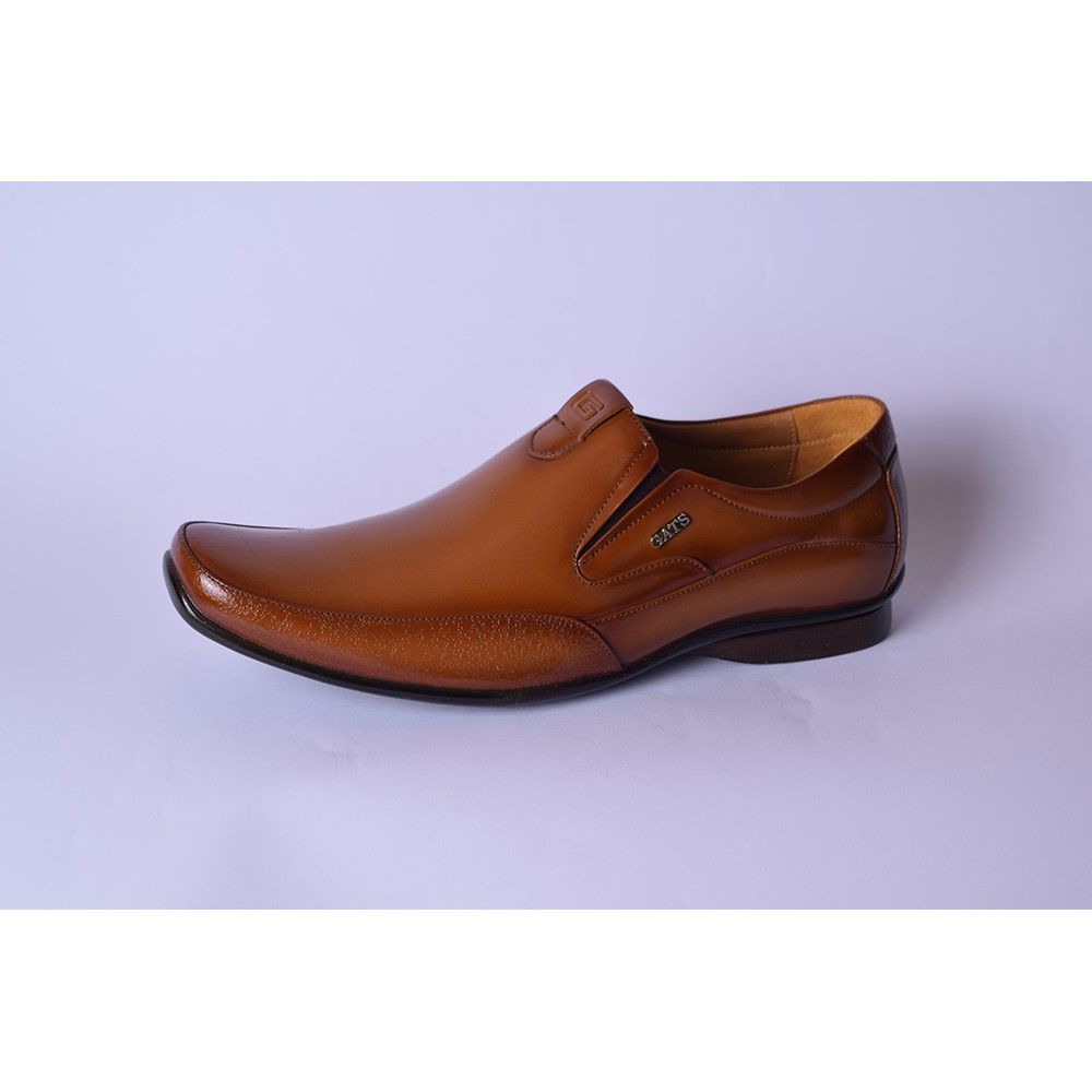 SEPATU KULIT FORMAL PRIA GATS ZU 0002