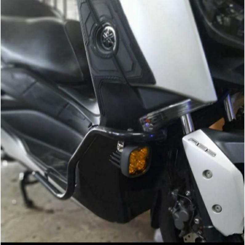 Crashbar Xmax 250 Dudukan Lampu Yamaha Xmax