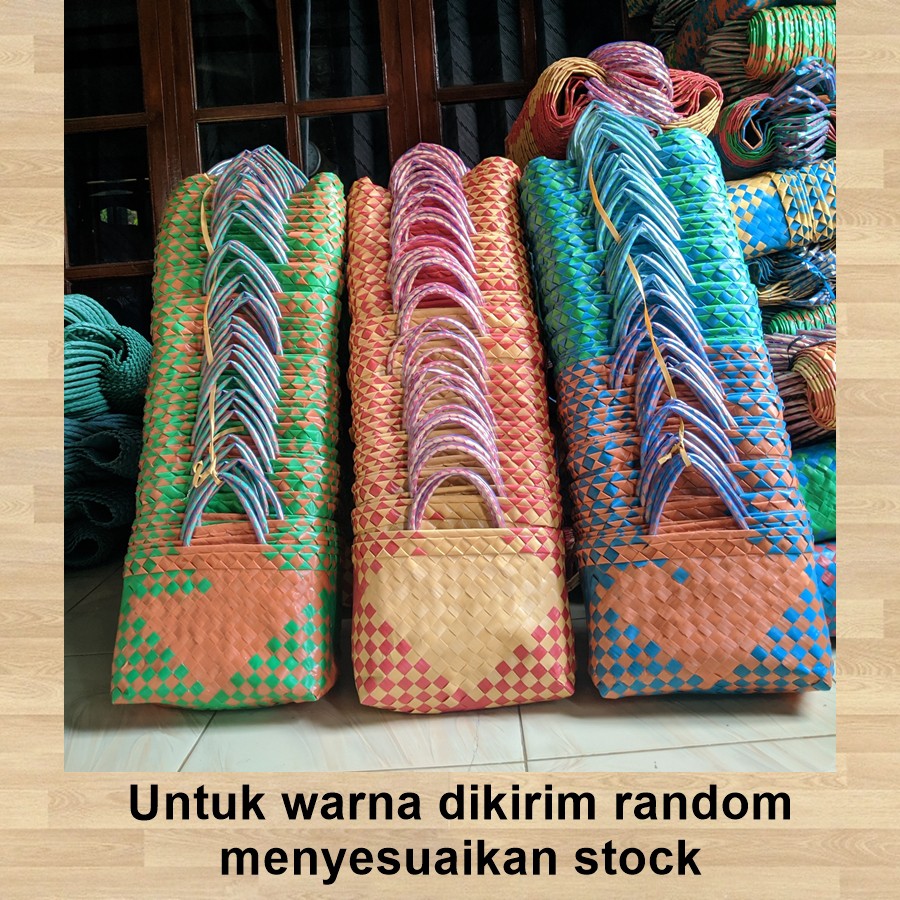 Tas Bingkisan KOTAK SEDANG (M) / Tas Anyaman Plastik Hampers Souvenir Parcel Bingkisan Selamatan