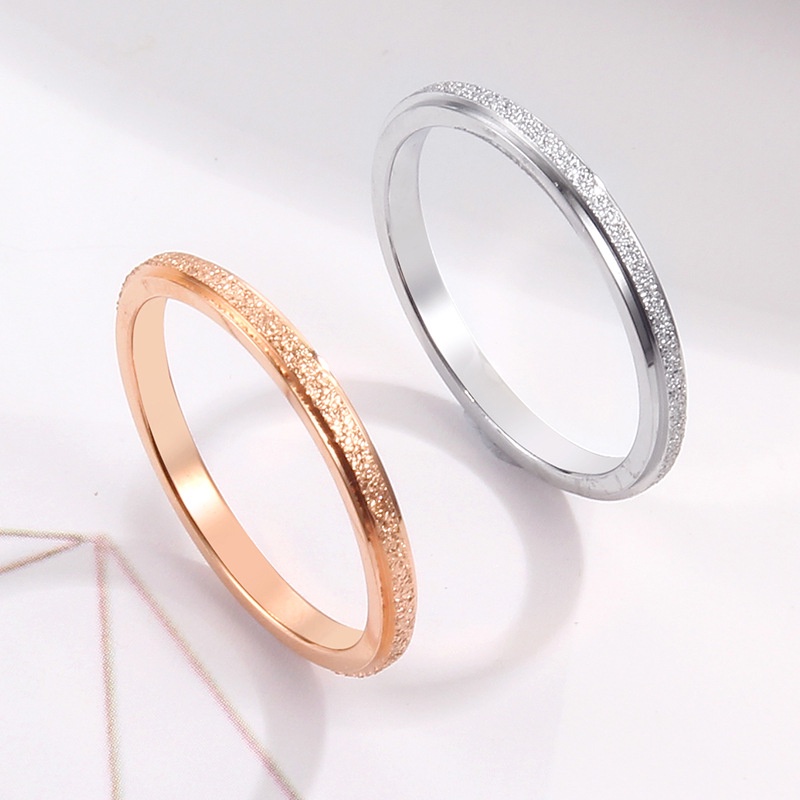 Cincin Pasangan Titanium 18k Emas Klasik Buram Anti Karat  Korea Fashion Aksesoris untuk Wanita /Pria