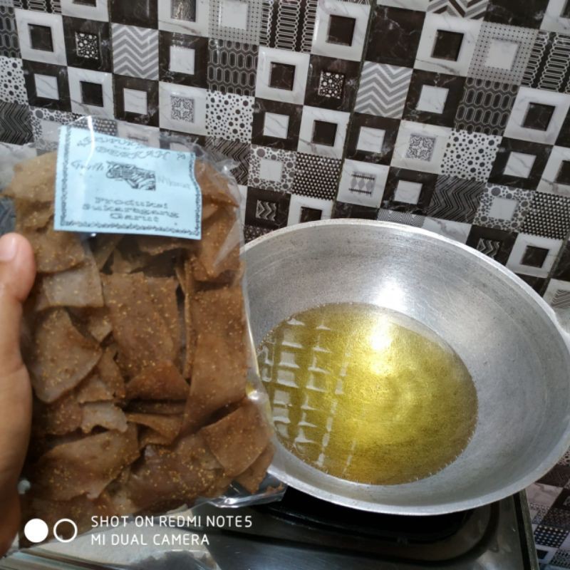 

kerupuk cungur khas garut