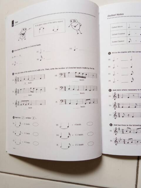 Buku Theory of Music Made Easy Grade 1 Lina Ng (cover putih tidak ada sticker)