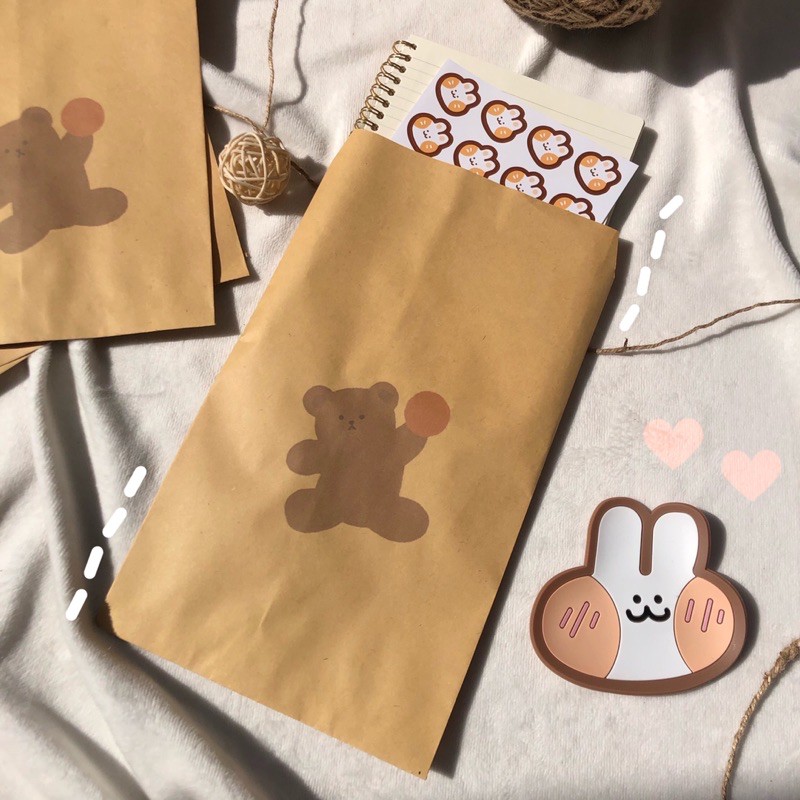 

Amplop Coklat motif Beruang Basket Packaging Sedang | Packaging amplop asthetic vintage