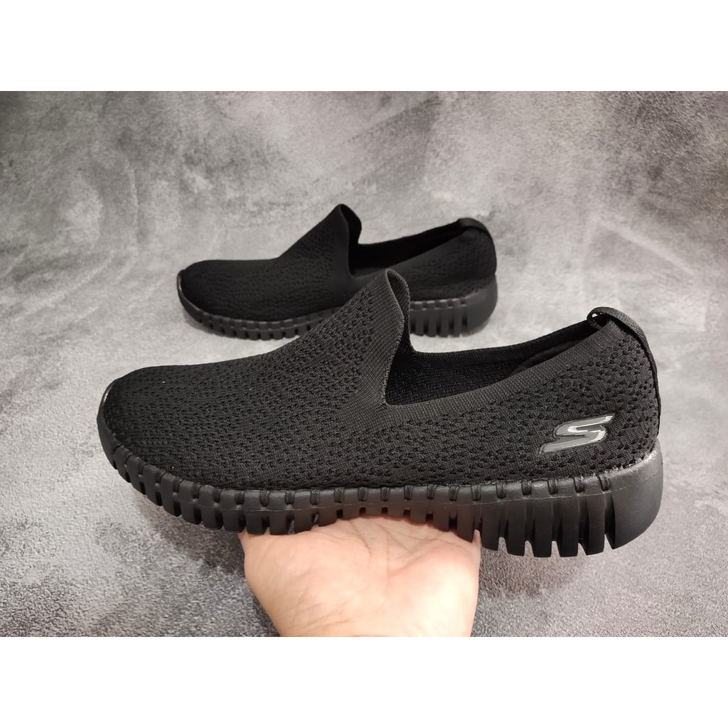 Skechers GOwalk Smart - Glory / Skechers / Skechers Wanita / Sepatu Wanita / Sepatu Slip On Wanita