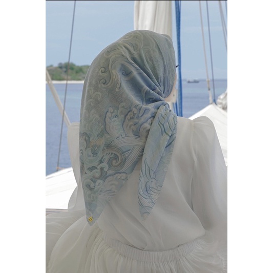 BUTTONSCARVES THE WAVE SERIES SATIN LAGOON