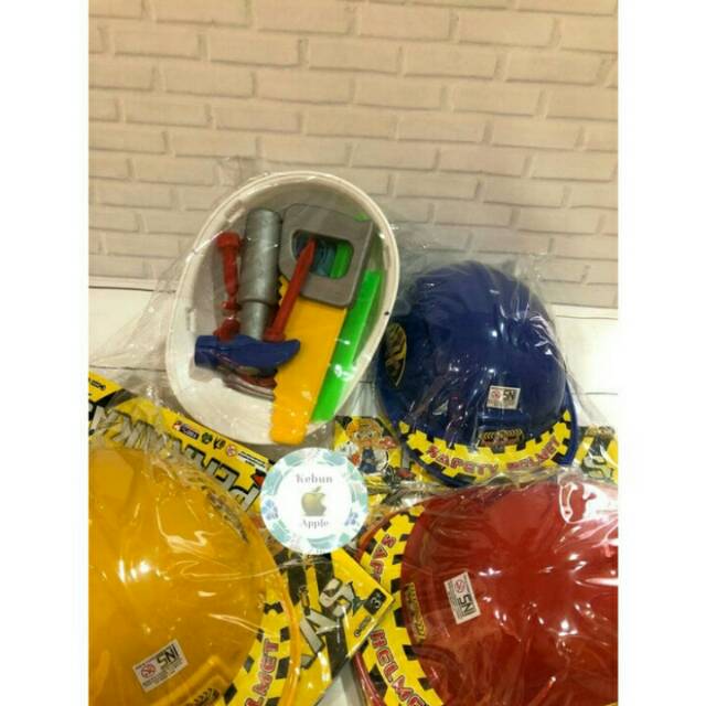 MAINAN ANAK HELM PERKAKAS