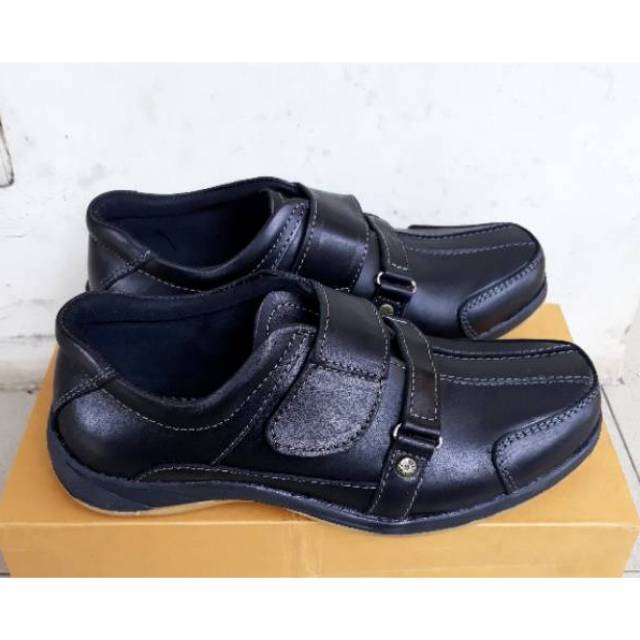 Sepatu Casual Pria Kerja Formal Kulit Asli