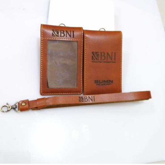 

Terbagus.. Name Tag ID Card Holder Kulit Asli Logo BNI Gratis Tali Lanyard Kulit Bahan