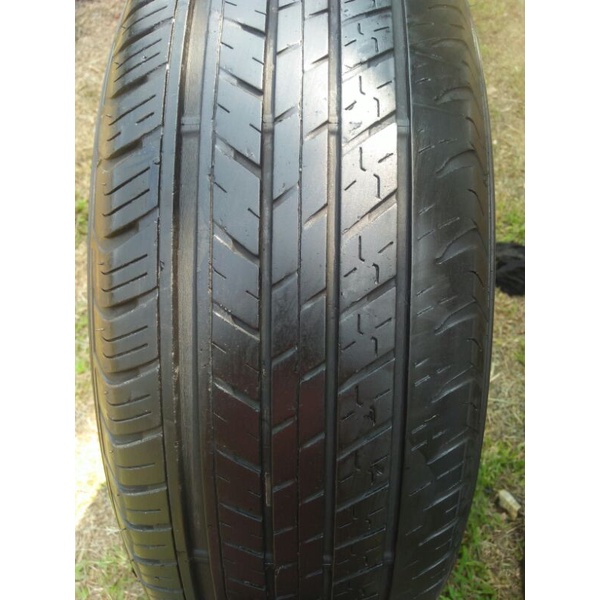 Ban mobil second dunlop 225/65 ring17 tubeles