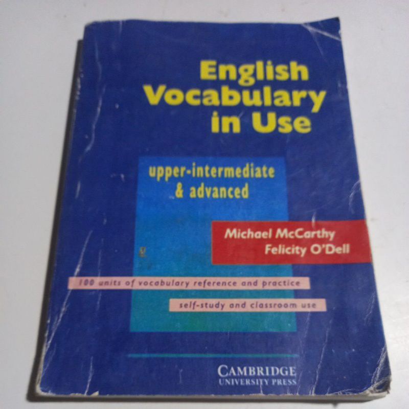 English Vocabulary in Use.