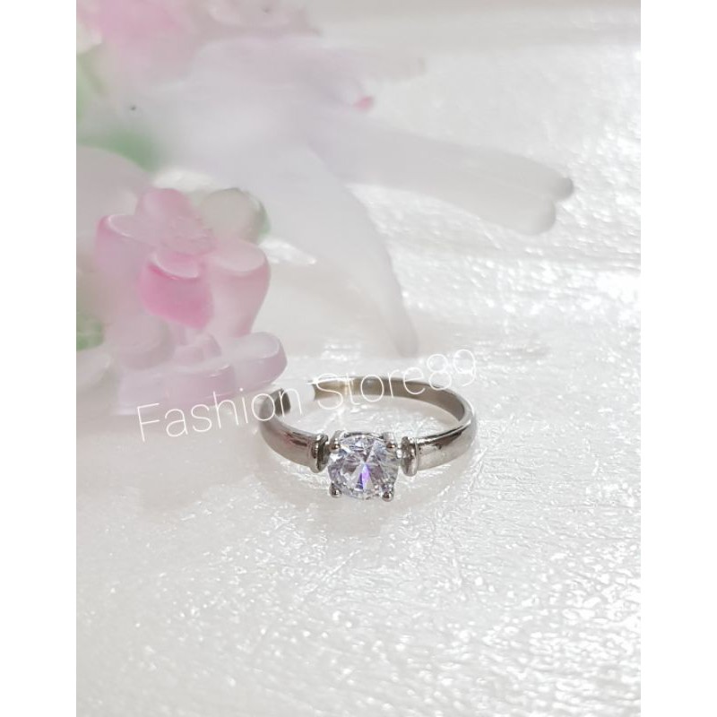 Cincin permata putih Titanium silver Bestquality kualitas terjamin antikarat antiluntur selamanya