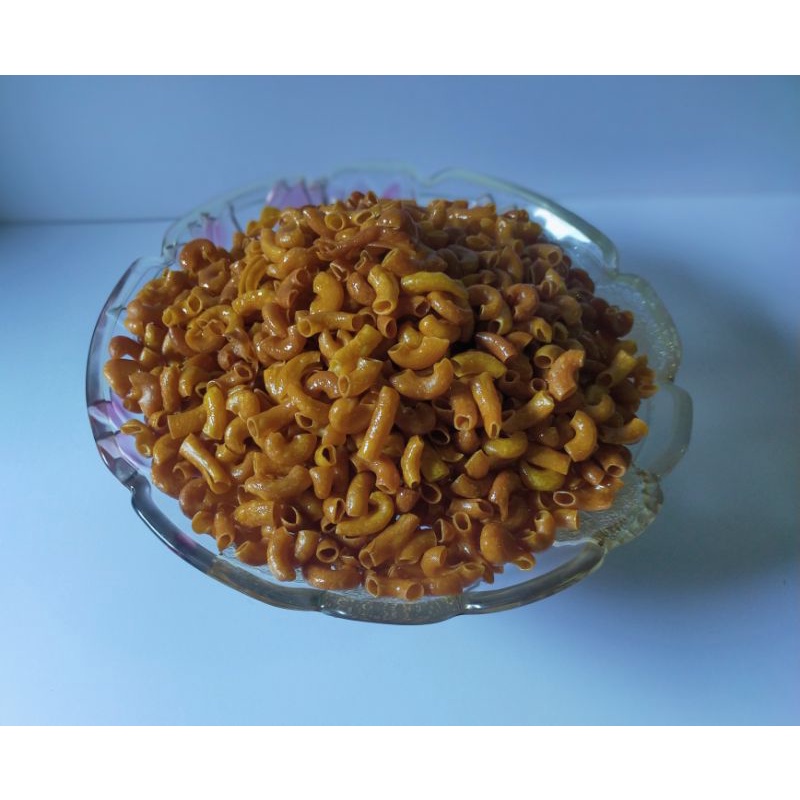 

makaroni Bantet/ makaroni keripik/ cemilan ukuran 1 kg