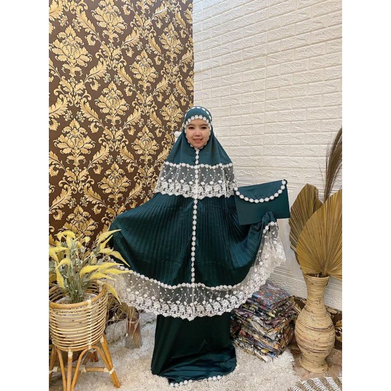 MUKENA PLISKET RENDA PRADA KALUNG TILEU VELVET PREMIUM