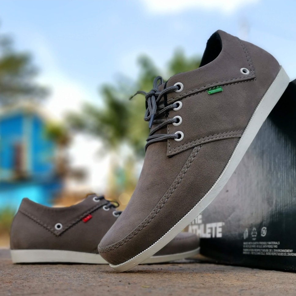 Sepatu pria Sneakers Sepatu Pria Keren buat Gaya Sepatu santai Terbaru