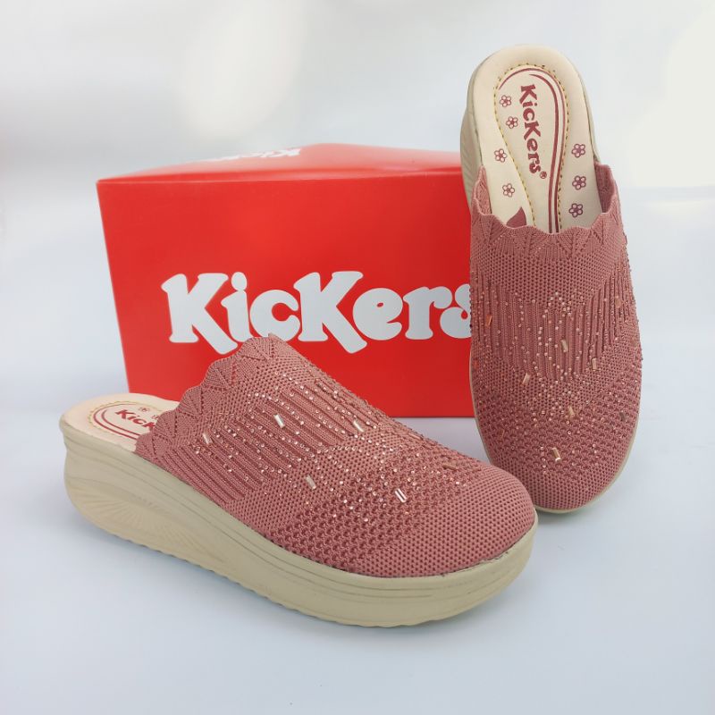 sepatu selop wanita kickers. sl wg rajut.