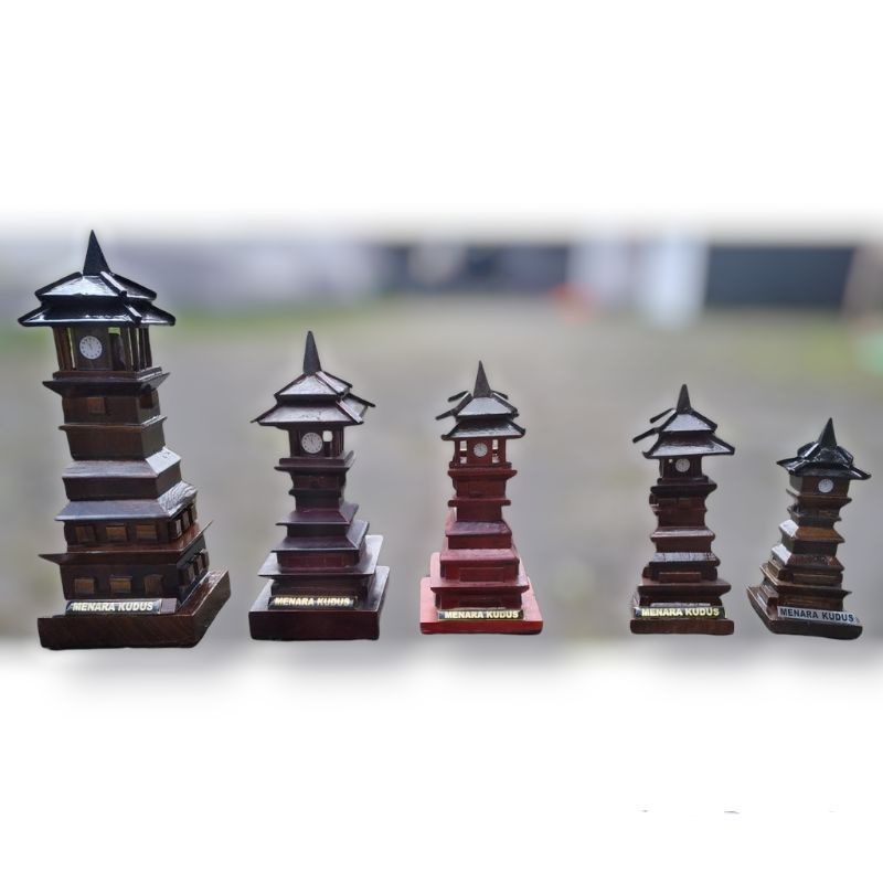 Miniatur Menara Sunan Kudus Kayu Jati Asli Souvenir Pernikahan Kota Kretek