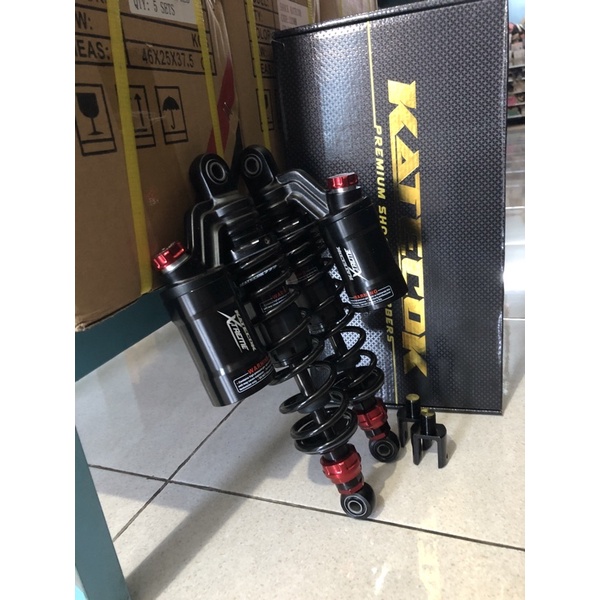 skok KATECOK XTREME ukuran 320 BLACK RED plus anting bisa buat Nmax