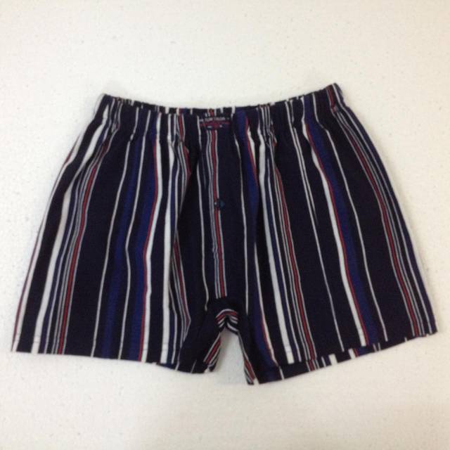 Celana pendek tom tailor