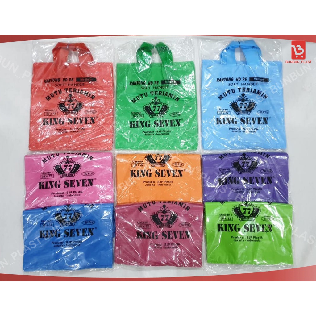 

Plastik Soft Handle Polos uk. 30x32cm merk King Seven / Kantong Plastik Handle/ Plastik Shopping Bag warna warni