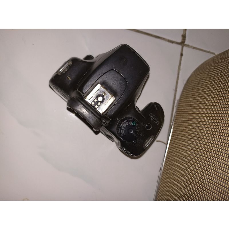 kamera canon 1000D body only