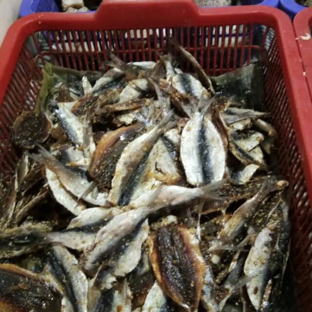 

Ikan asin dengdeng