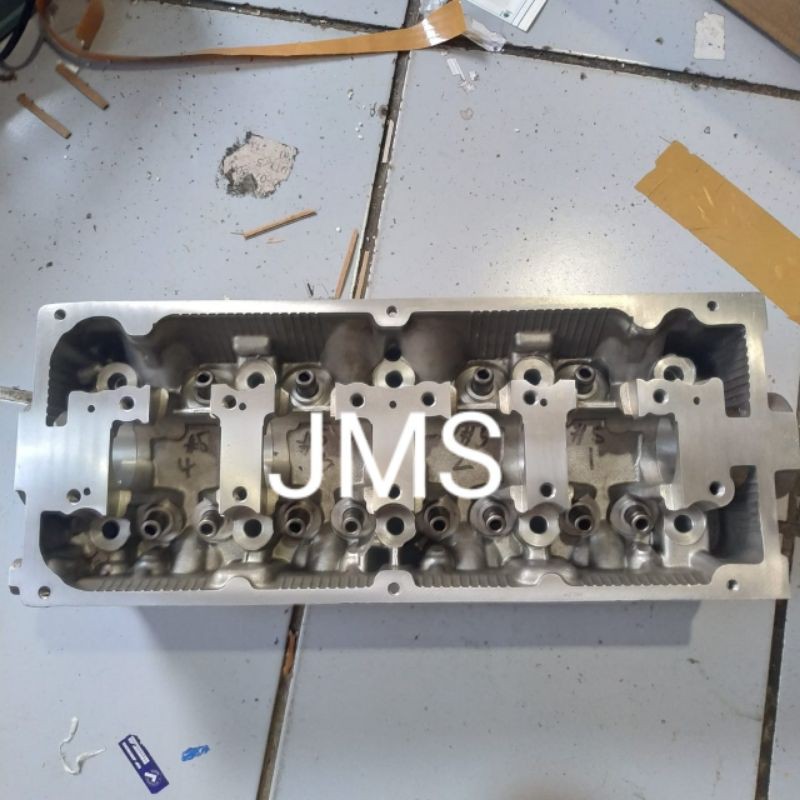 cylinder head only T120SS injeksi