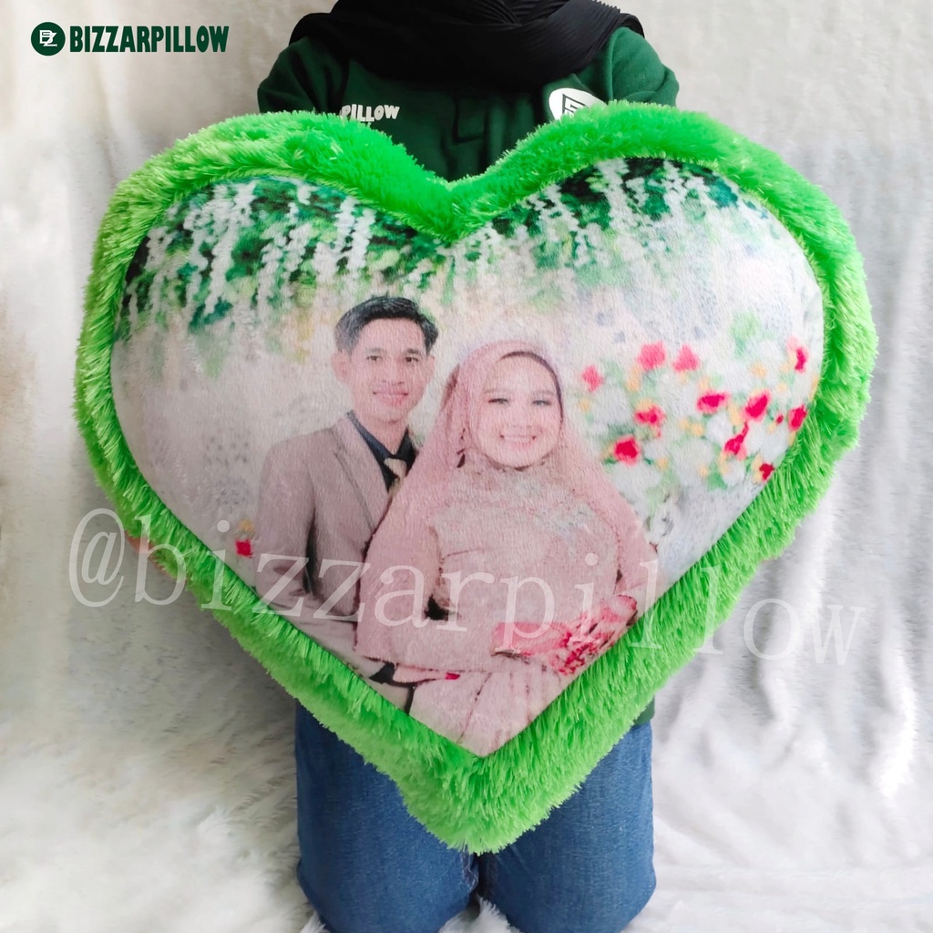 Bizzarpillow Bantal Foto Custom Bentuk Love Jumbo BZ033